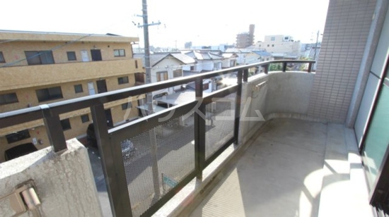13/26 バルコニー