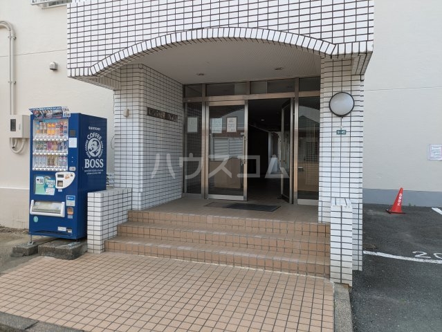 3/5 エントランス