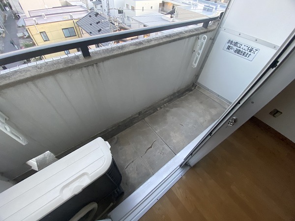 17/28 バルコニー