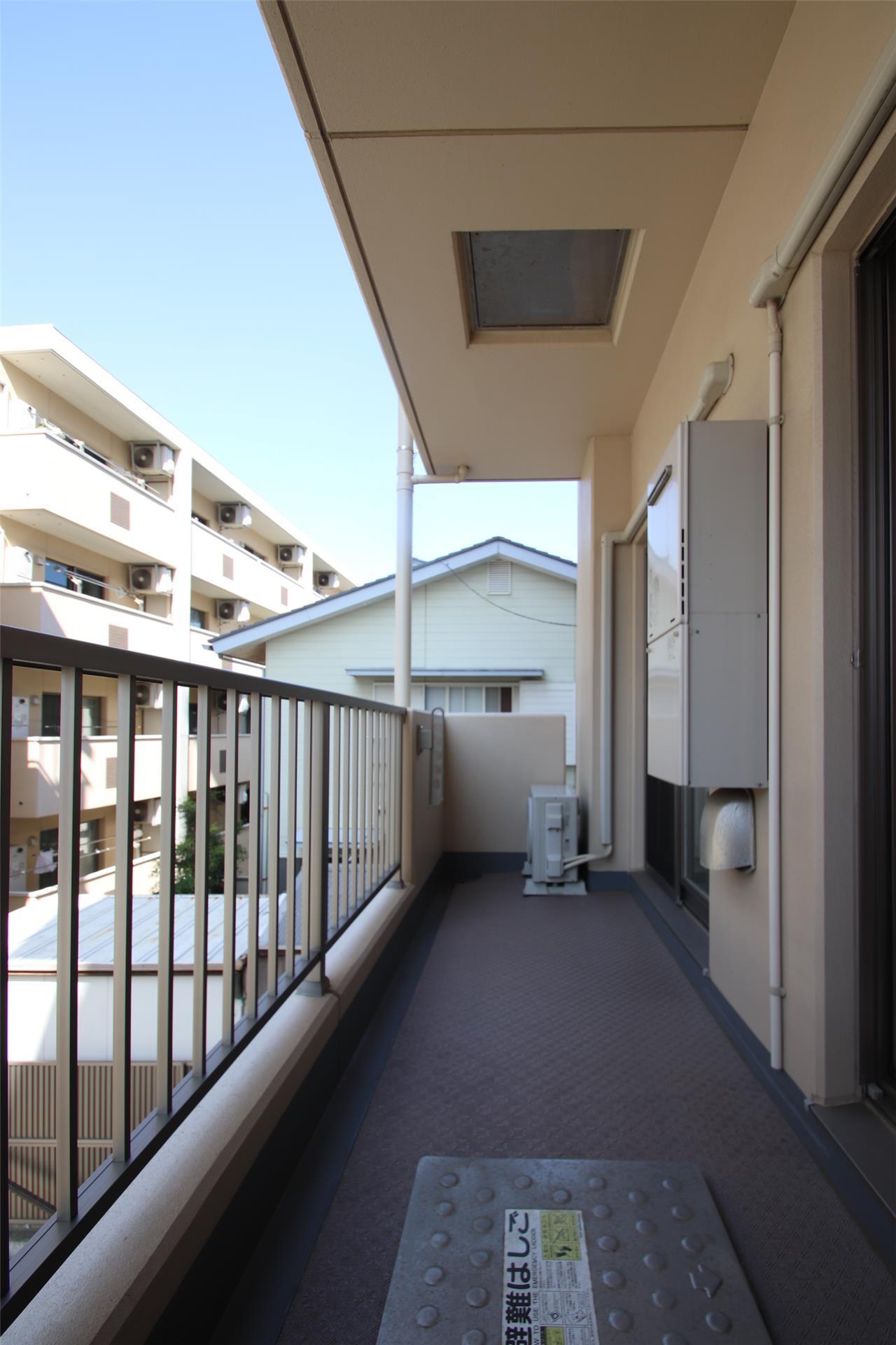18/30 バルコニー