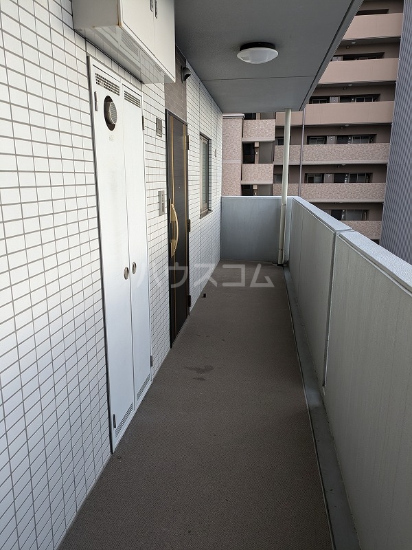 14/27 バルコニー