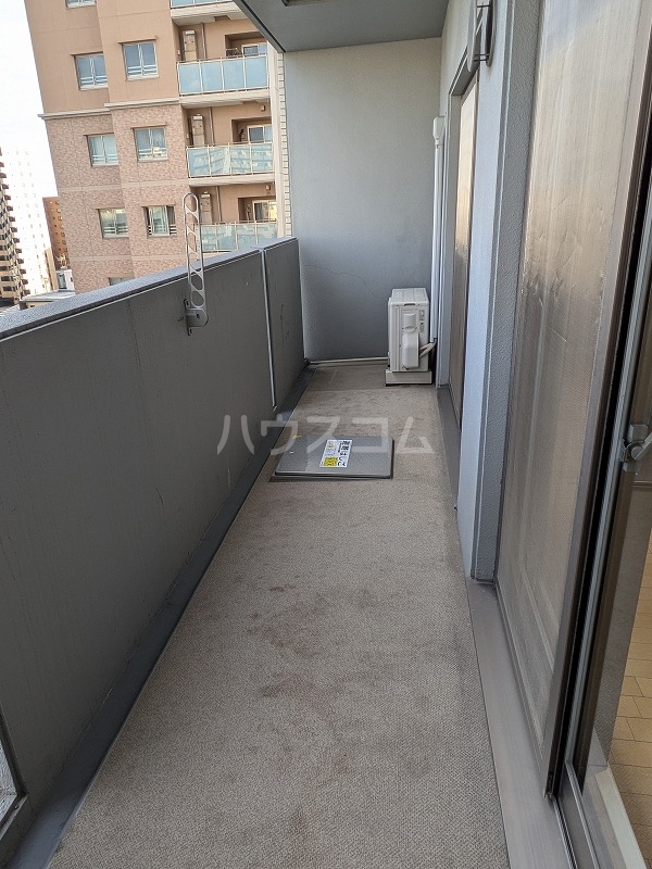 16/27 バルコニー