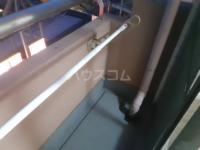 18/27 バルコニー