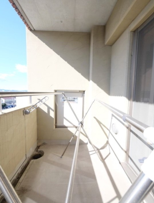 14/28 バルコニー