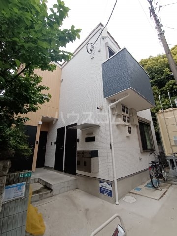 2/30 外観