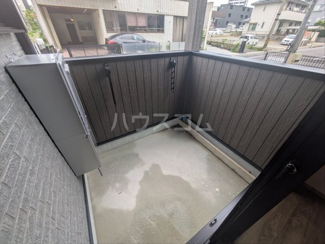 20/30 バルコニー