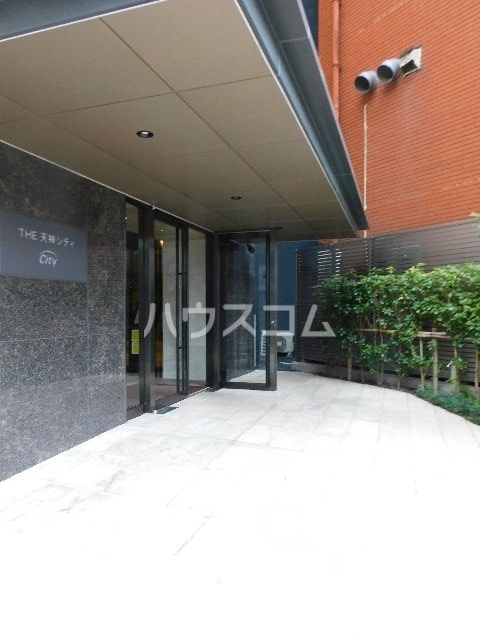 13/23 エントランス