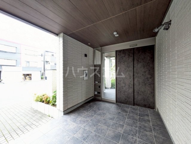 2/10 エントランス