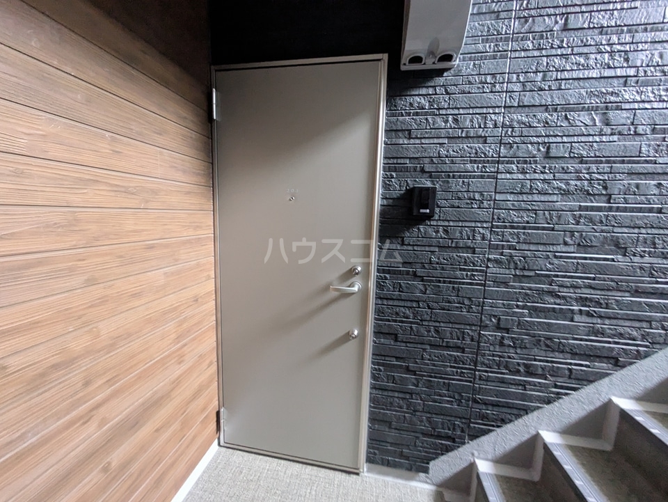 14/24 エントランス