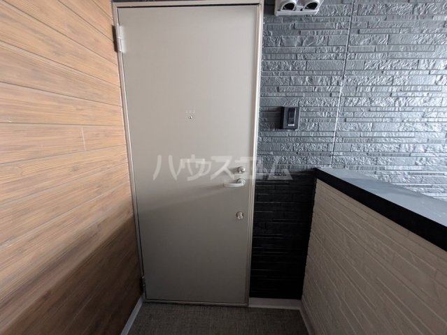 14/24 エントランス