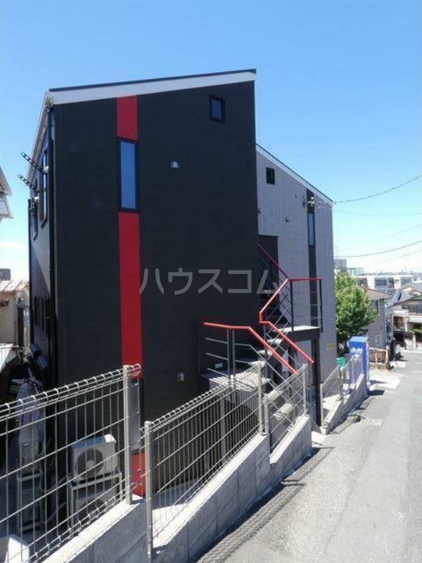 16/26 エントランス