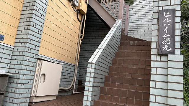 19/21 エントランス