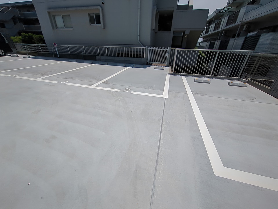 2/7 駐車場