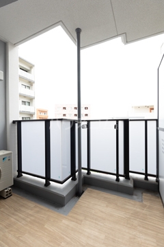 13/28 バルコニー