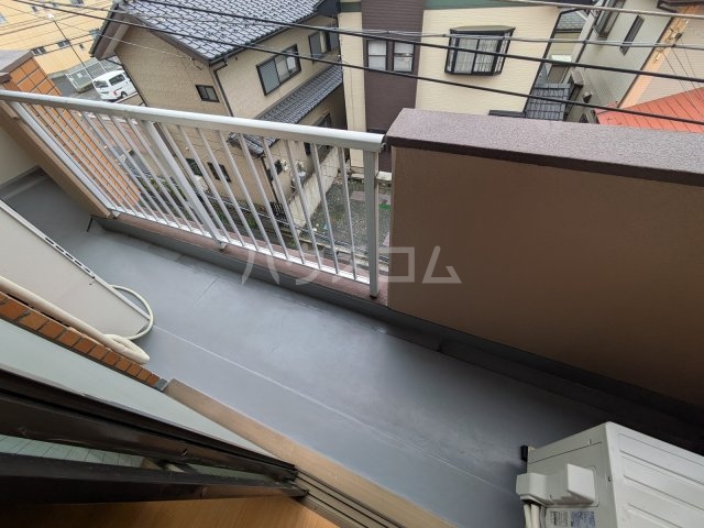 20/30 バルコニー