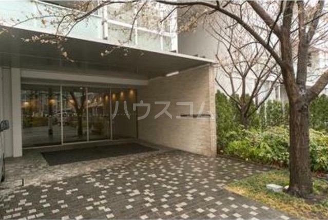 14/21 エントランス