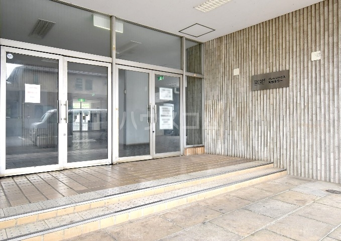 13/21 エントランス