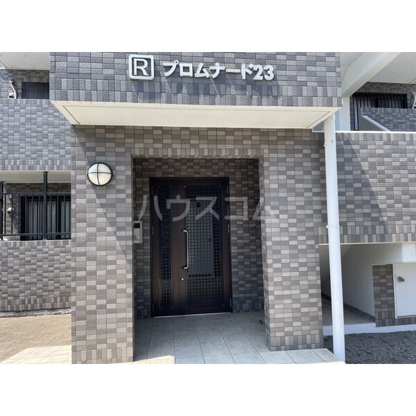 15/25 エントランス