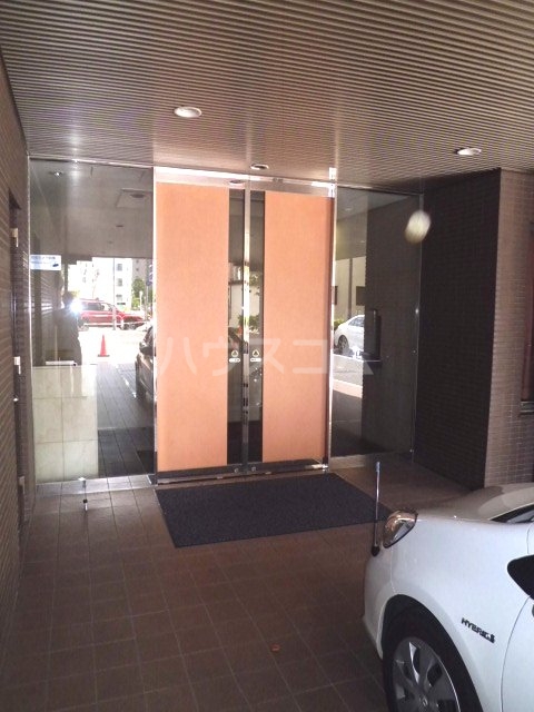 19/22 エントランス