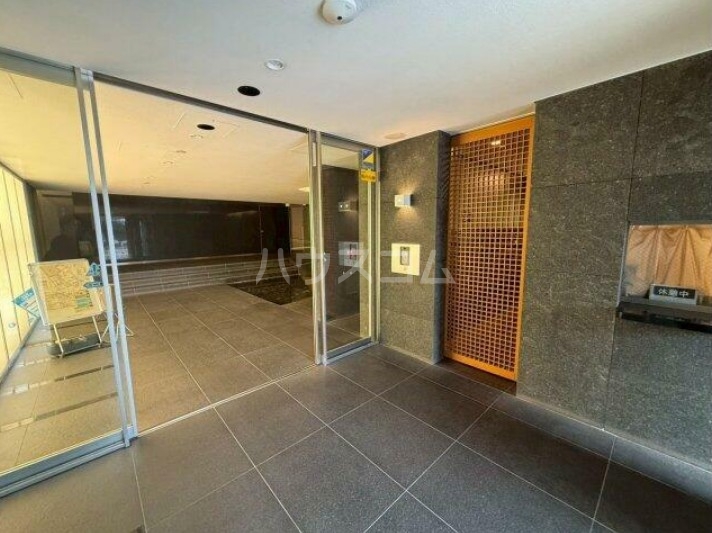 2/10 エントランス