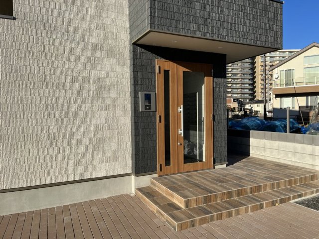 29/30 エントランス