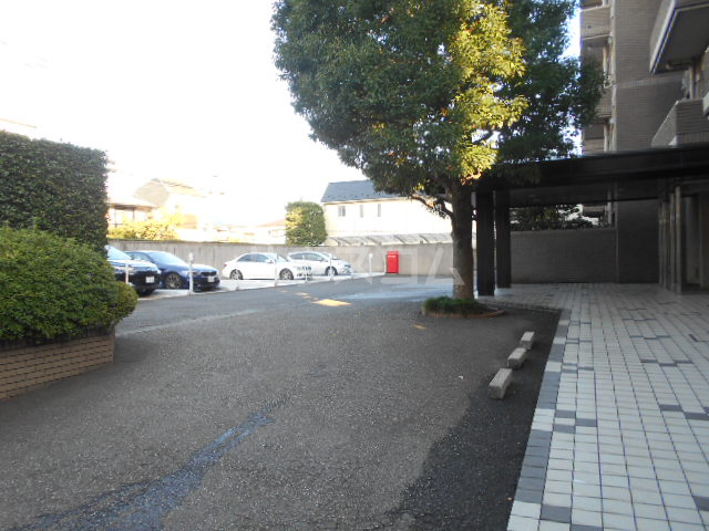 14/16 エントランス