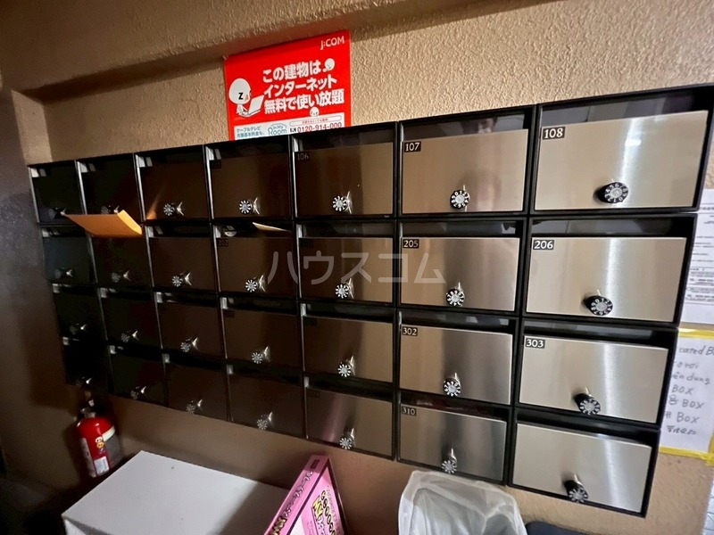 14/21 エントランス