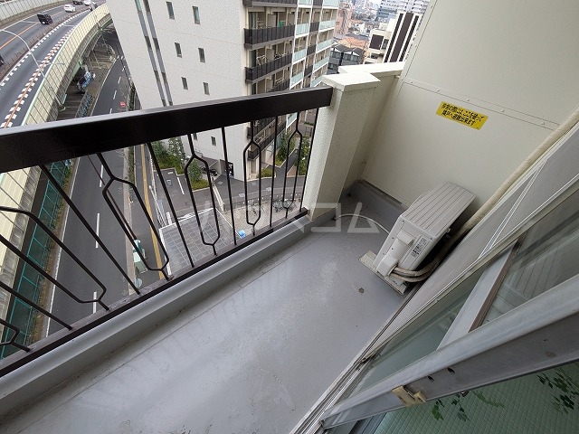 19/30 バルコニー