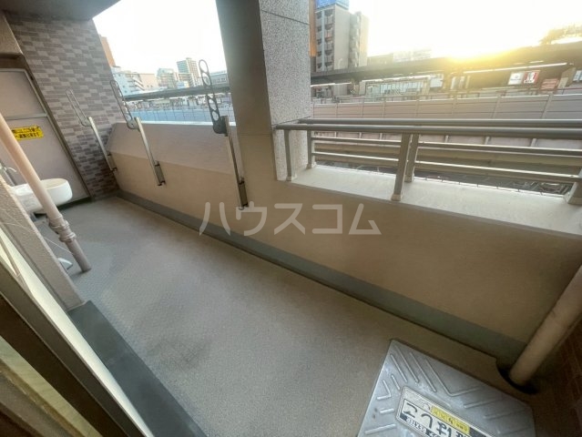 21/30 バルコニー