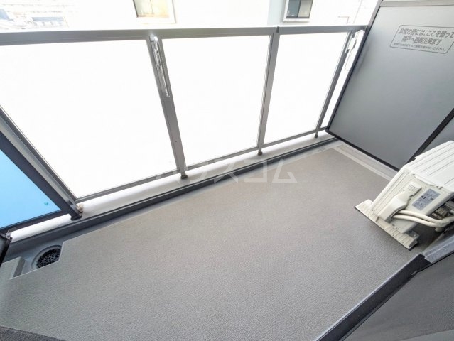 20/30 バルコニー