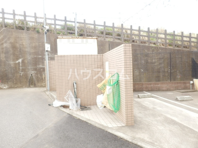 22/30 駐車場