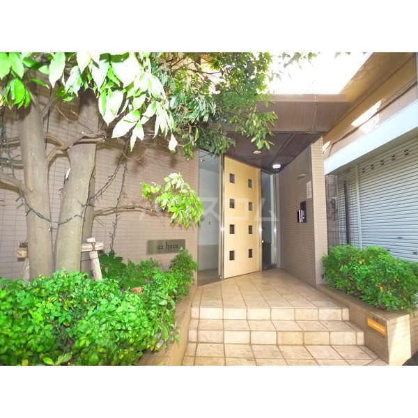 16/26 エントランス