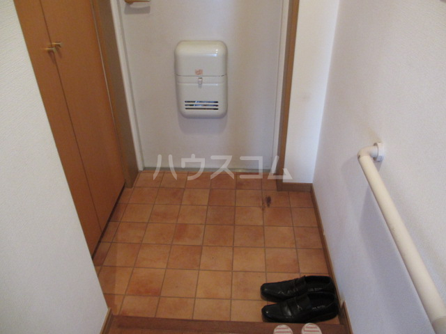 14/30 玄関