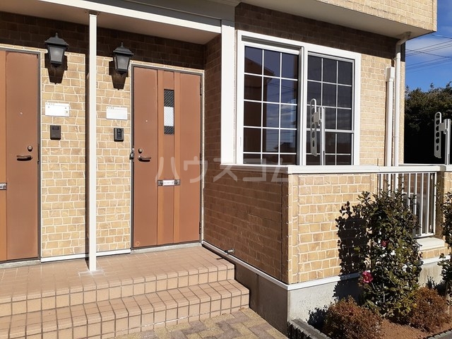 2/3 エントランス