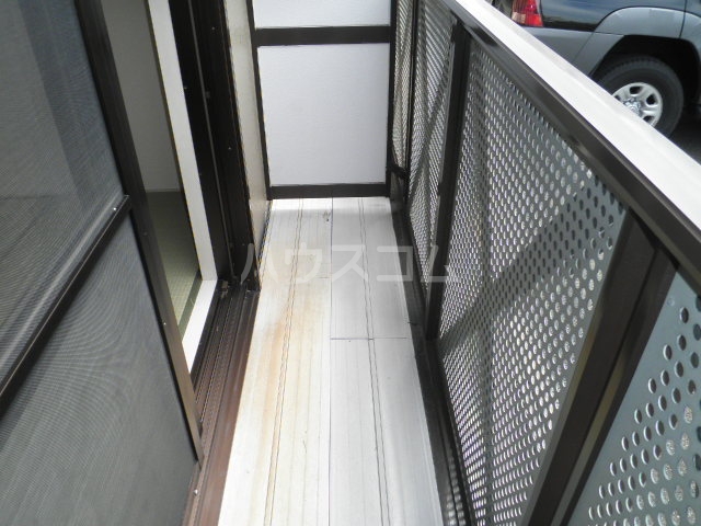 13/19 バルコニー