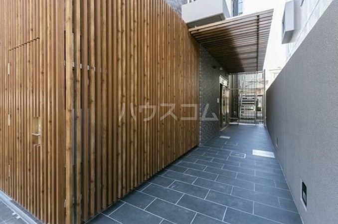 14/24 エントランス