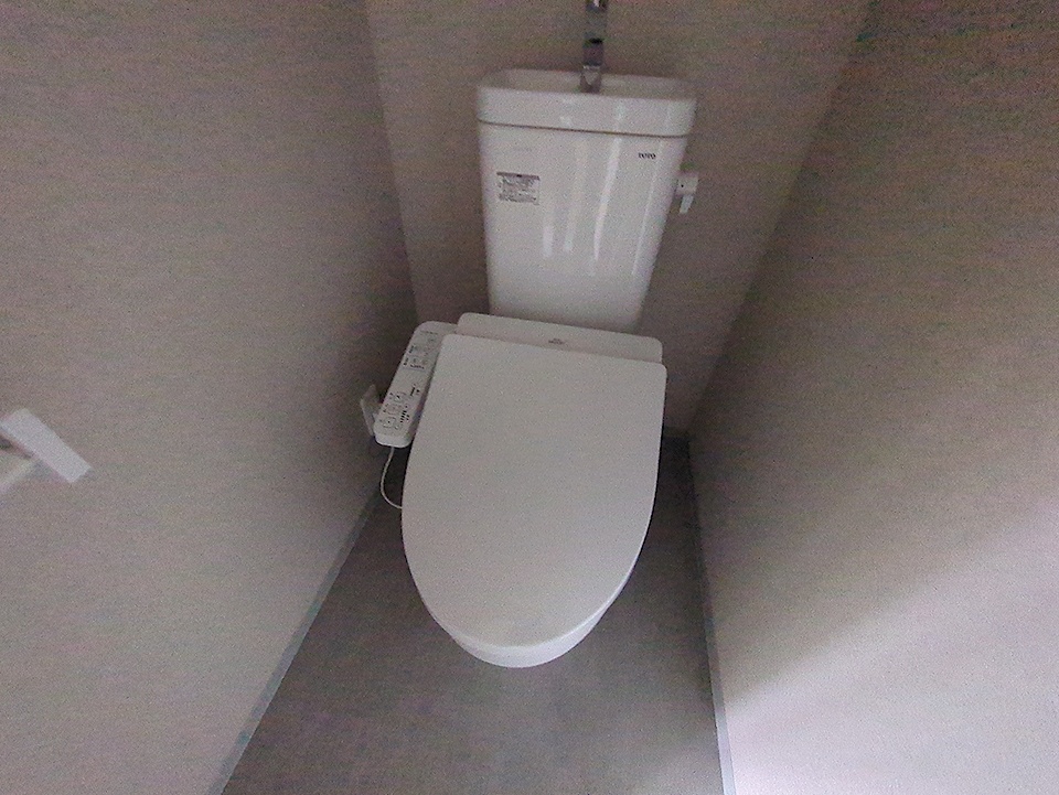 14/30 トイレ