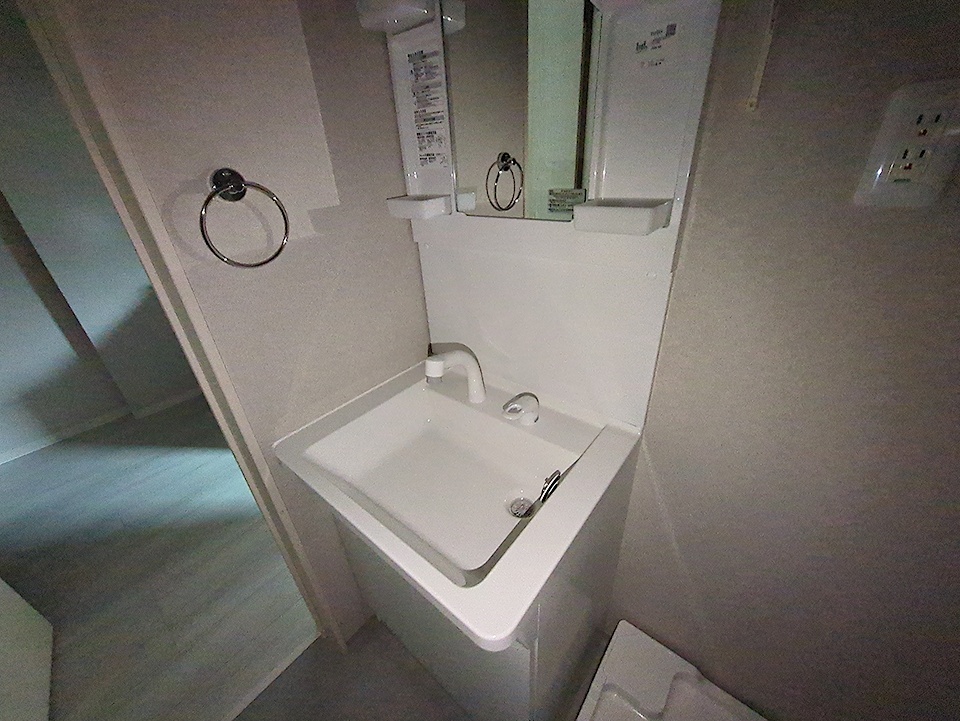 16/30 洗面