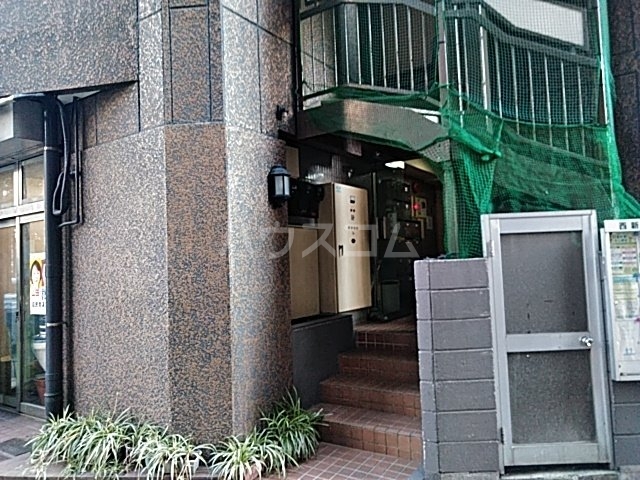 2/6 エントランス