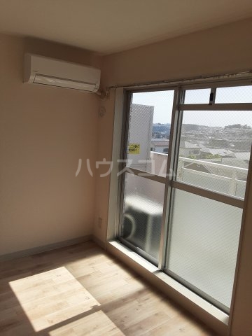 19/28 バルコニー