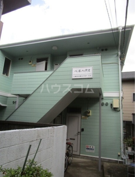 2/2 エントランス