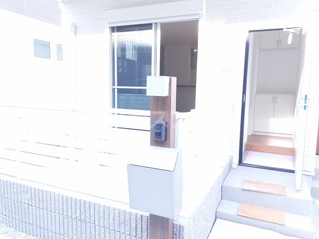 3/7 エントランス