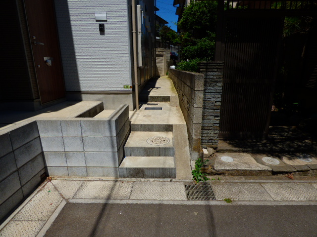 17/20 エントランス