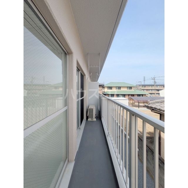 20/30 バルコニー