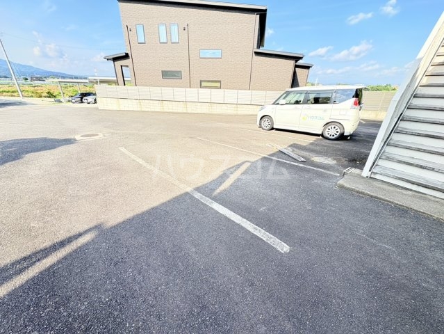 2/11 駐車場
