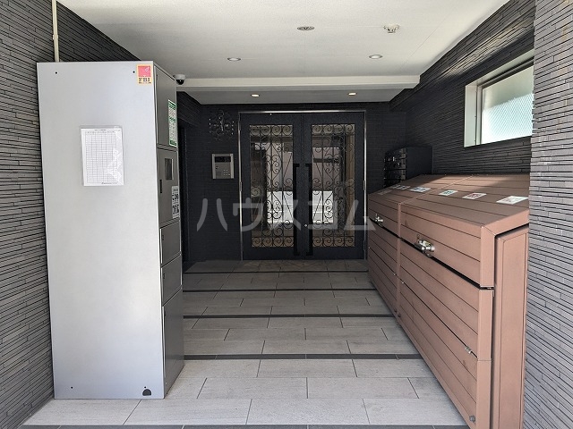 29/30 エントランス