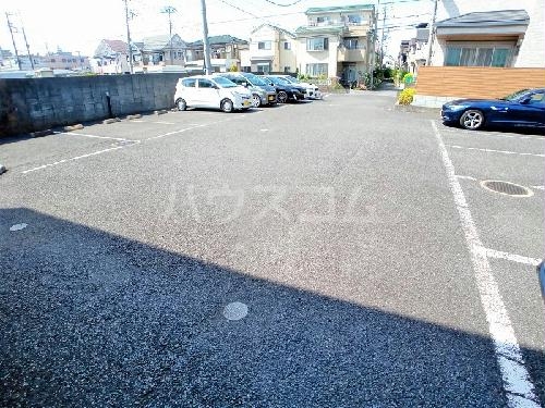 2/10 駐車場