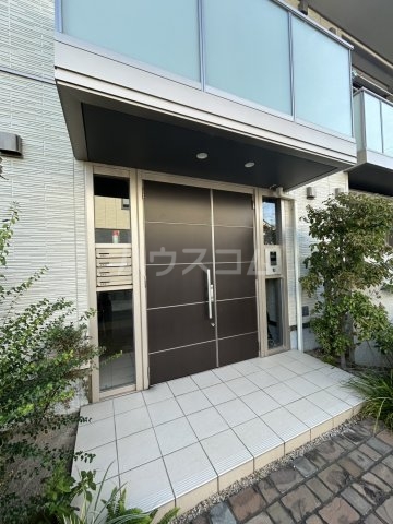 29/30 エントランス