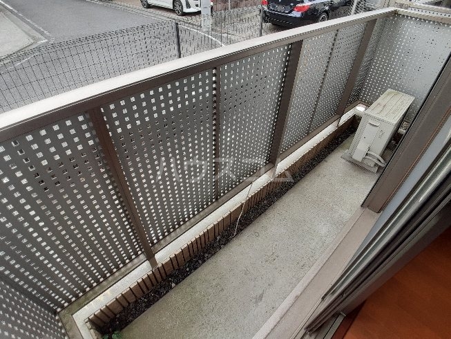 20/30 バルコニー