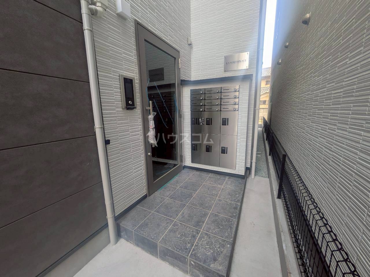 2/7 エントランス